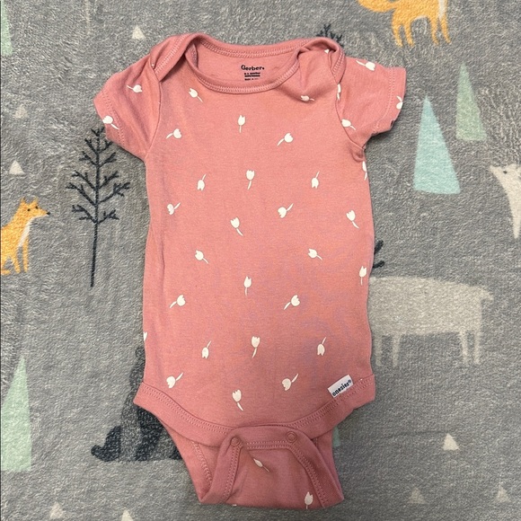 Gerber Baby Onesies Bundle - Picture 8 of 8